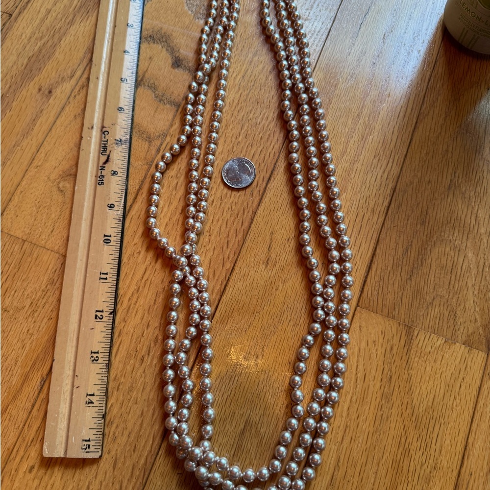 Elegant Nolan Miller Pearl Necklace - Picture 6 of 7